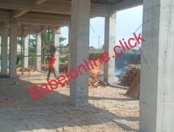 Miris, Limbah Kayu Konstruksi Gedung RKB Dibakar di Lokasi Proyek MAN 1 Pangkalpinang